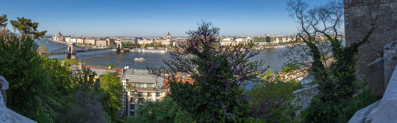 Fototapeta na wymiar budapest hungary and danub river high resolution panorama