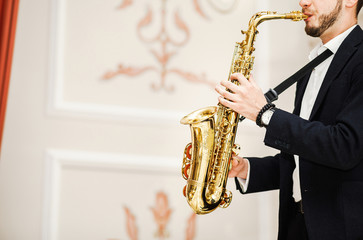 Obraz premium Jazzman Musical Artist Playing Saxophone 