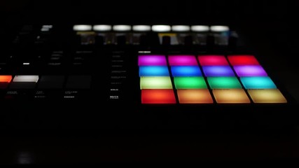 All-in-one music making professional audio workstation device - Maschine by Native Instruments