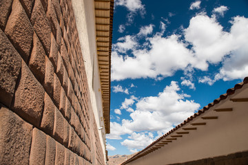 cusco street clouds b