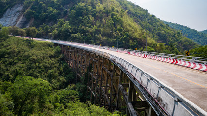 Obraz premium Pho Khun Pha Muang bridge. The high concrete bridge in Phetchabun province, Thailand. Connect northern to northeast.