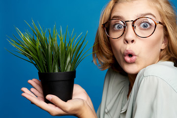 surprised woman with glasses