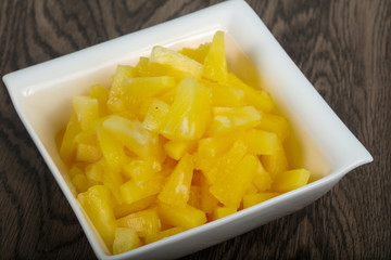 Canned pineapple