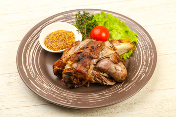 Roasted pork knee