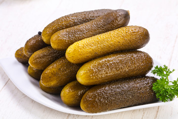 Pickled green cucumbers