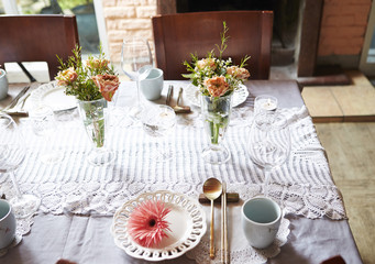 table setting 