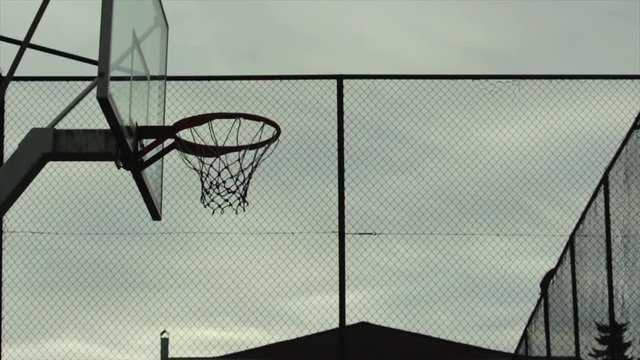 dunk basketball 