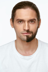 Obraz premium Młody Człowiek Z Brodą Przed I Po Goleniu