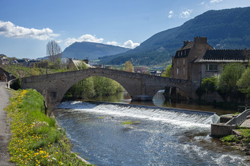 Obraz premium Le vieux pont de Mende