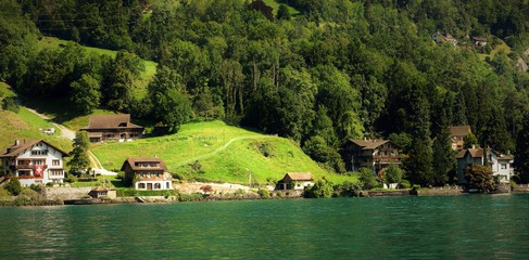 suisse lacustre