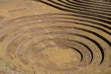 Fototapeta na wymiar Moray Cusco curves 2