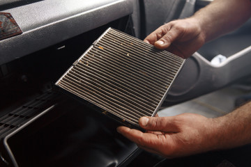 Clean and dirty cabin air filter for car - obrazy, fototapety, plakaty