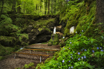 Lieu calme de prière en nature