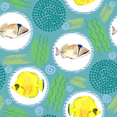 Seamless pattern with tropical marine fish. watercolor background.