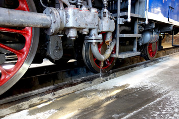 Hot water flows from the locomotive