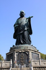 Obraz premium 日蓮上人銅像（福岡市）、