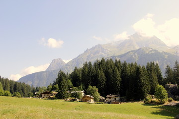 Splendeurs naturelles en montagne