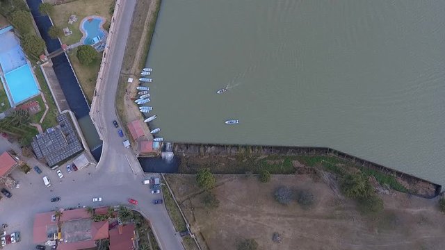 Video a&eacute;reo de la Presa de San Miguel Regla, Hidalgo.