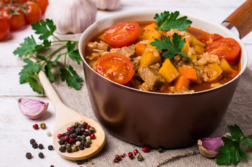 Thick soup with meat