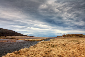 Fototapeta na wymiar Flusslandschaft auf Varanger in Norwegen