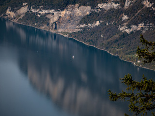 Kleines Boot auf dem See © Martin