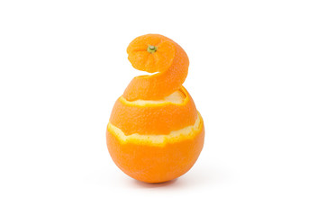 Orange mit aufgeschnittener Schale