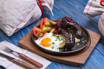 breakfast in the cafe