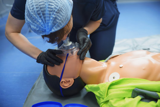 First Aid Measures For Victims, Basic Emergency Training, Artificial Lung Ventilation, Indirect Heart Massage