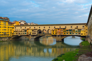 Fototapeta na wymiar Ponte Vecchio Bridge over Arno river in Florence, Italy