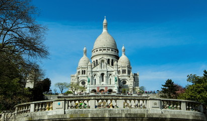 Fototapeta premium View on Basilique of Sacre Coeur, Montmartre, Paris