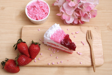 Strawberry yoghurt cake