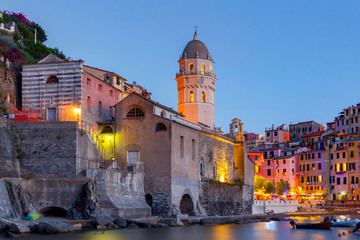 Vernazza. The old harbor at night.
