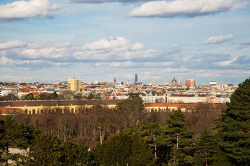 Fototapeta na wymiar Blick über Wien vom Schloss Schönbrunn aus gesehen