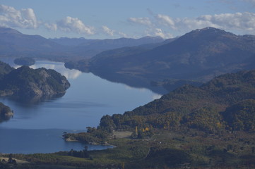Patagonia Argentina Villa Pehuenia Lago Aluminé Parque Batea Mahuida Neuquen