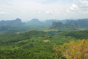 Fototapeta na wymiar View from Dragon Mountain of mountains and jungle of Krabi, Thailand