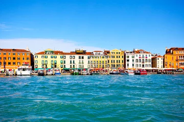  Waterfront in Venice © Roman Sigaev