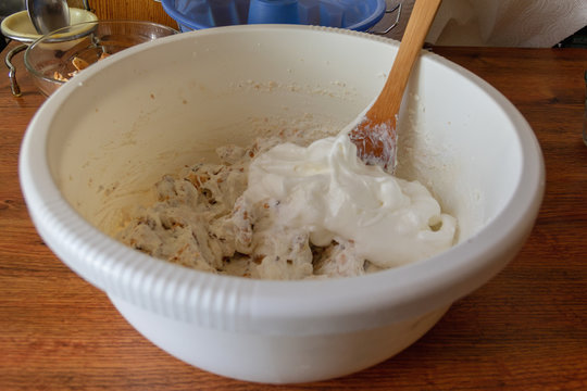 urd cake making process, close-up