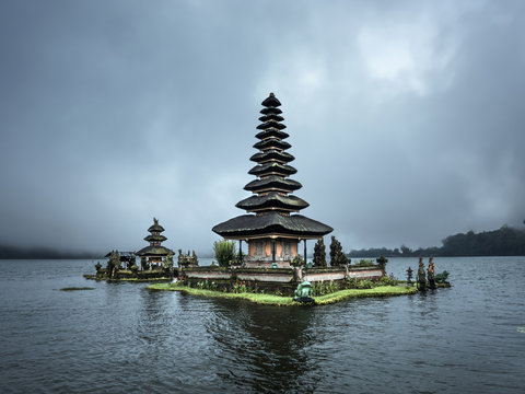 Ulun Danu Beratan Temple, Bali ,Indonesia