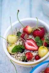 porridge with berries