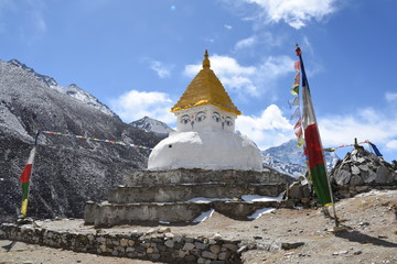 Stupa and praying flags in Dingboche, Nepal