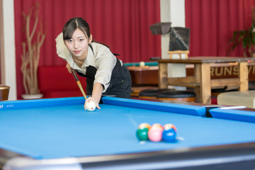 ビリヤードイメージ 女性ハスラー