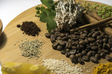 Coffee beans, ground coffee, condiments, cinnamon