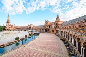 Fototapeta premium beautiful square of plaza de españa in seville, Spain
