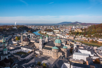 Fototapeta na wymiar Aussicht Panorama über Salzburg von der Festung Hohensalzburg