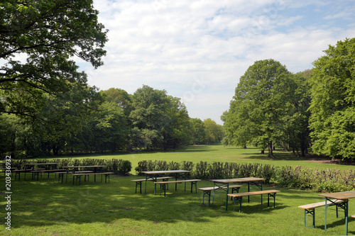 "liegewiese" Stockfotos und lizenzfreie Bilder auf Fotolia.com - Bild