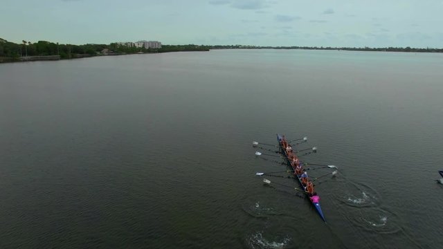 Skulling Team Followed by Drone 4K