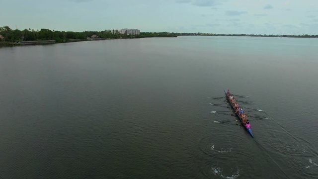 Skulling Team Followed by Drone 4K