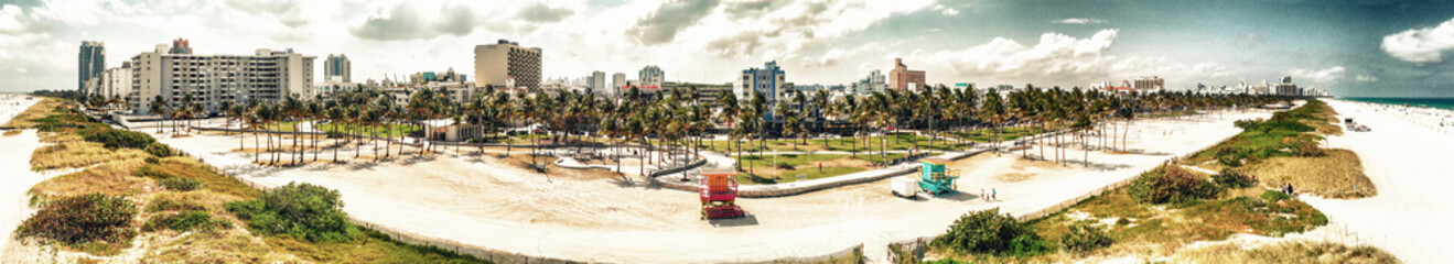 Fototapeta na wymiar Panoramic aerial view of Miami Beach and Ocean Drive on a beautiful day