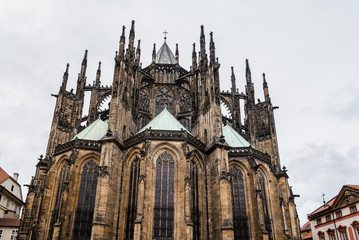 Fototapeta na wymiar Outdoor view of St. Vitus Cathedral in Prague