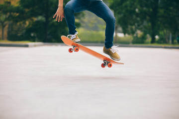Skateboarder sakteboarding on parking lot